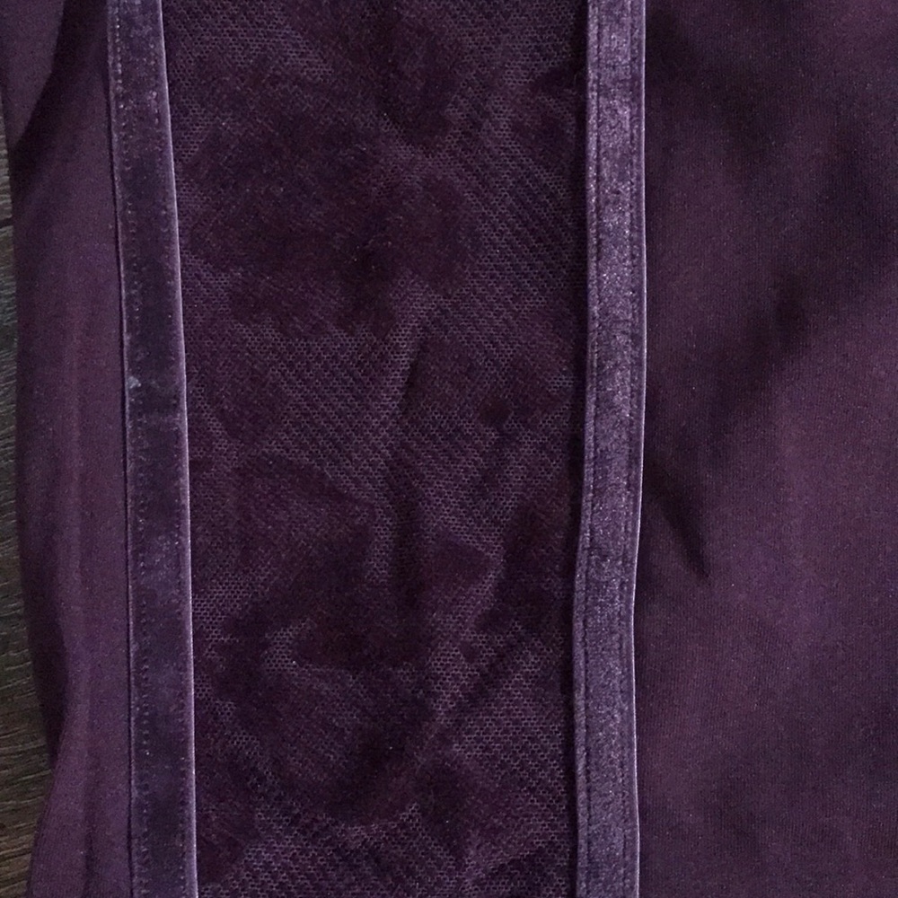 Lululemon Capris - image 7